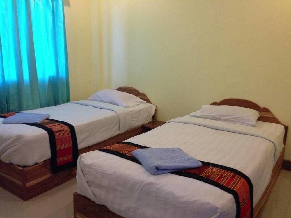 Lankham Hotel Паксе Екстер'єр фото