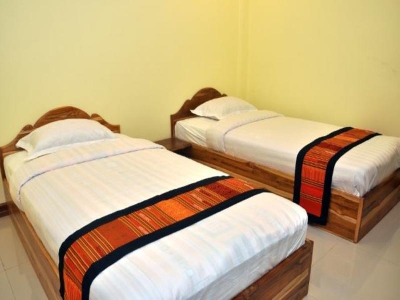 Lankham Hotel Паксе Екстер'єр фото